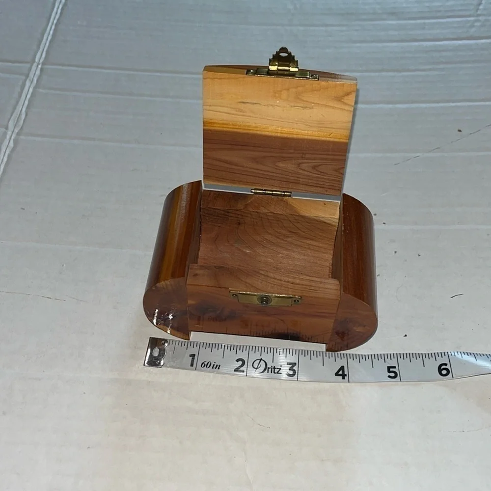 VTG 1950s-wooden trinket box-latch and hinges jewelry box. Kimball, Nebraska.